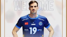 Arkas Spor Nikolay Kartev'i transfer etti