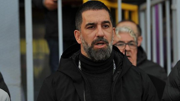 Eyüpspor'dan Arda Turan'a moral